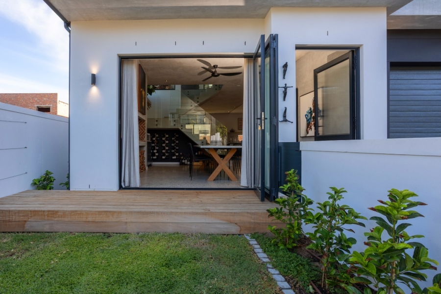 3 Bedroom Property for Sale in Lemoenkloof Western Cape